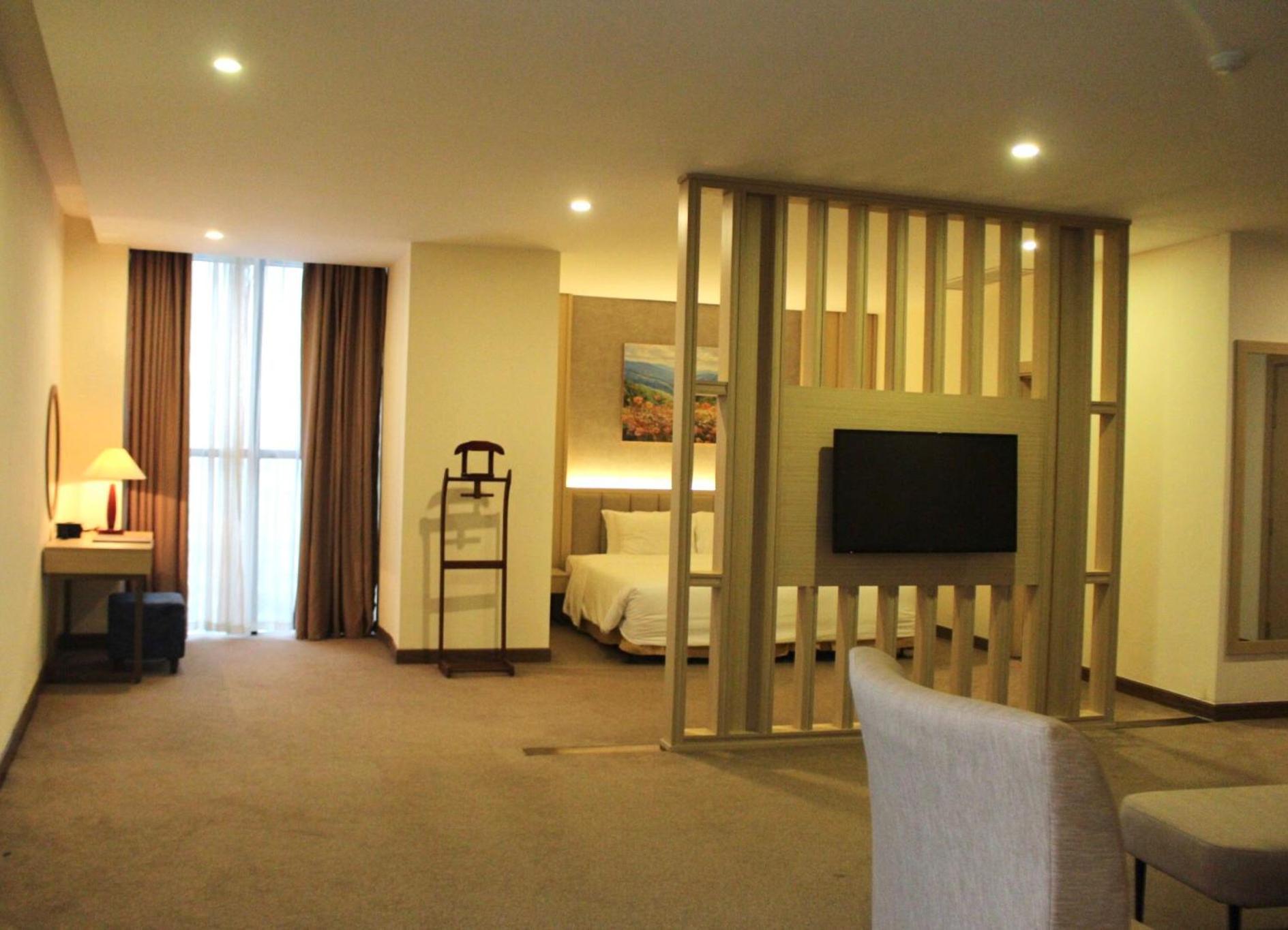 Muong Thanh Grand Quang Tri Hotel Екстериор снимка